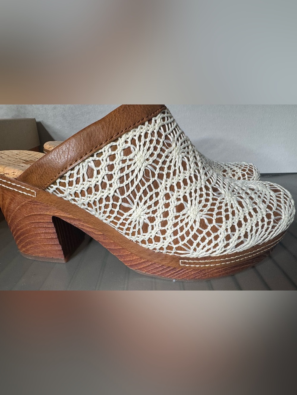 Kork-Ease White Crochet Clog Mules with Brown Trim Nora boho size 7 - Picture 8 of 12